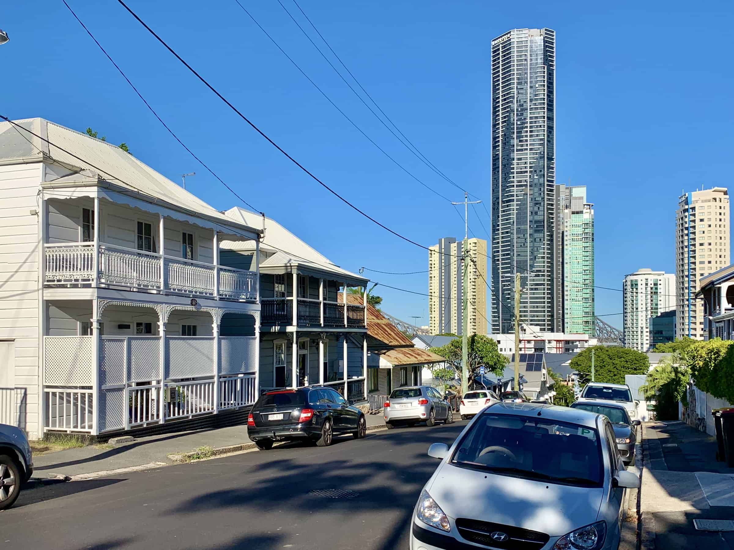 Brisbane Airport transfer to Spring Hill and West End